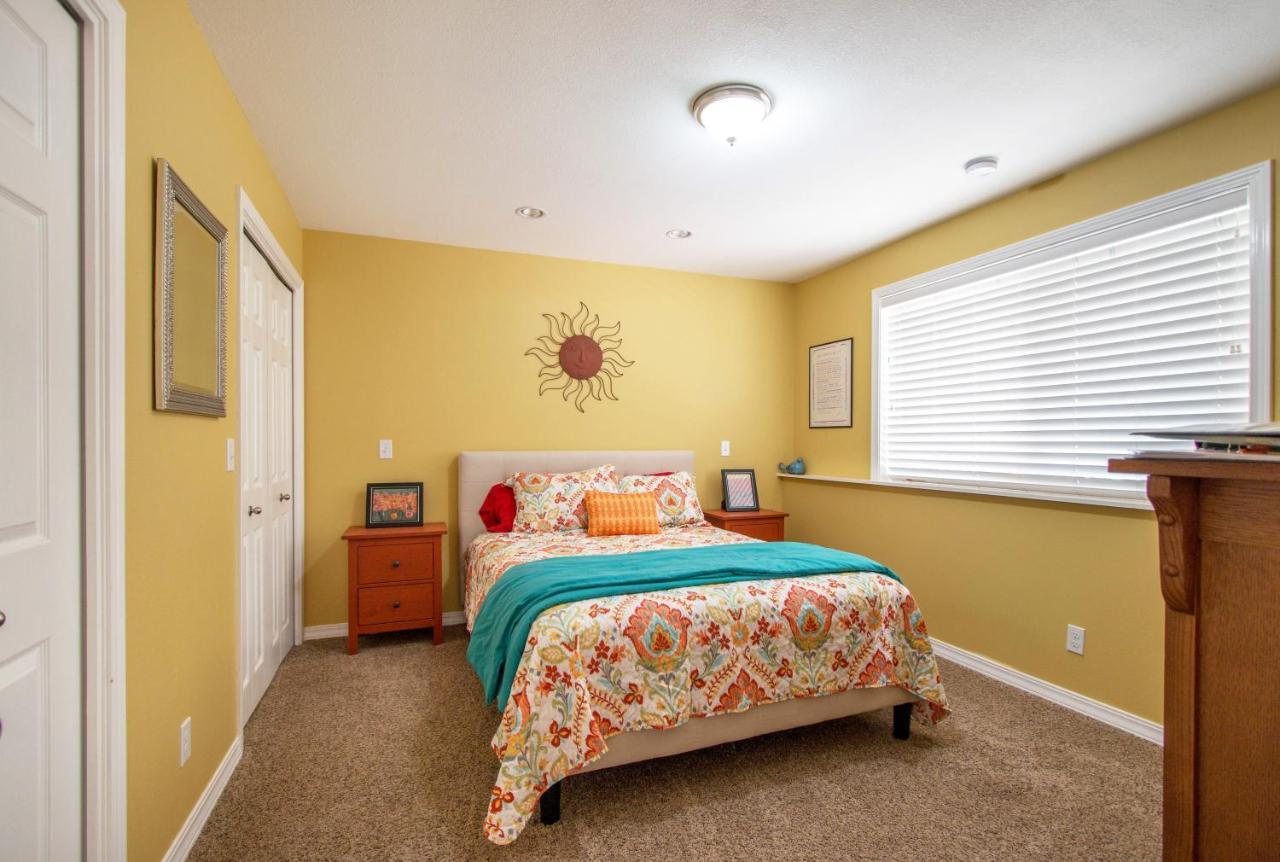 Northern Daylights Home White Salmon Экстерьер фото