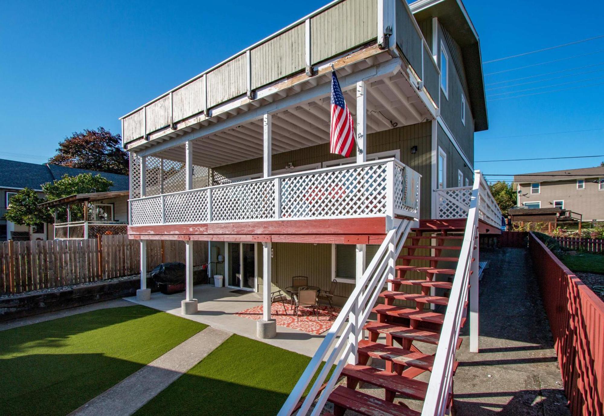 Northern Daylights Home White Salmon Экстерьер фото